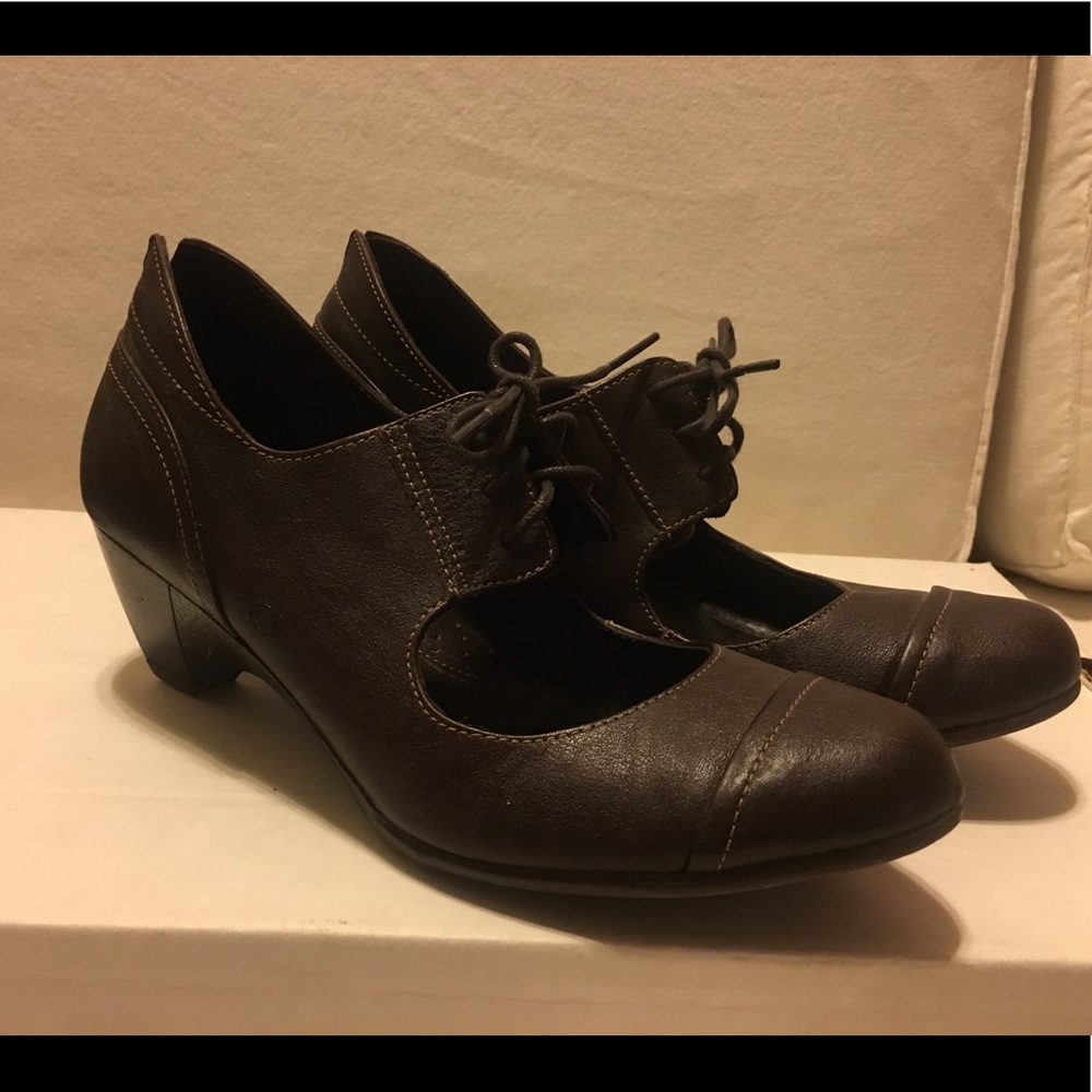 SOLD Born leather heels